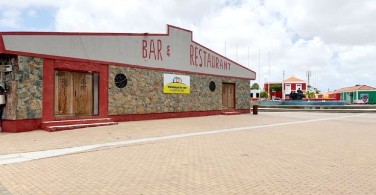 Building in Oranjestad