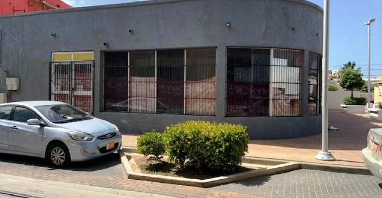 Commercial building in Oranjestad