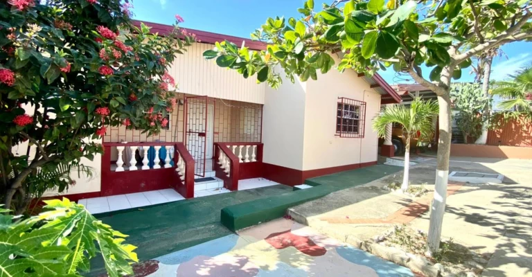 Home at Picaron