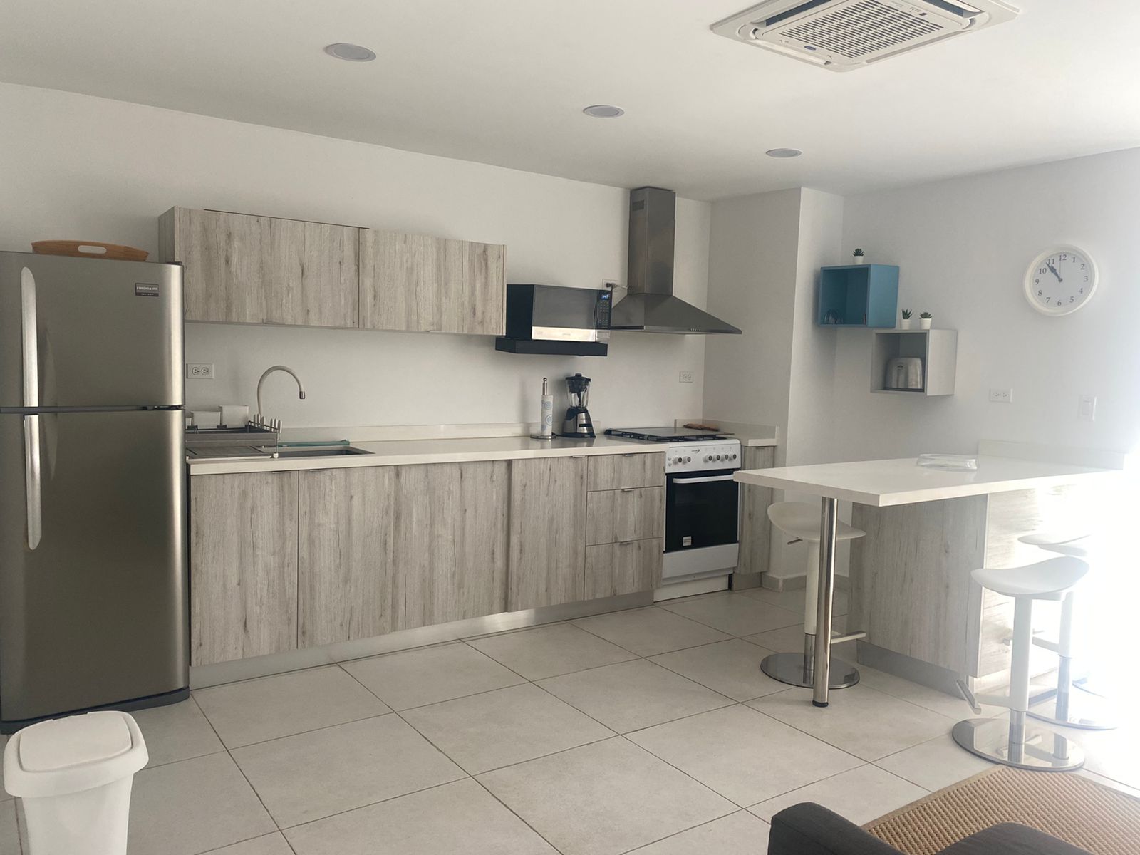 Apartment in Palm Beach Apartment For Rent in Palm Beach