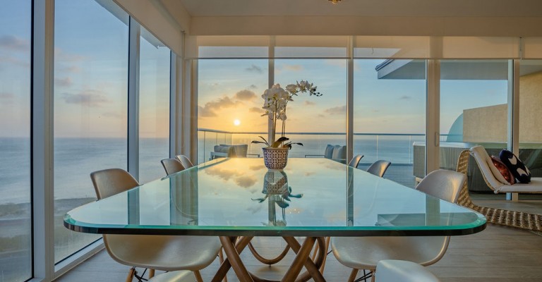 Ocean Front Turquiose Penthouse