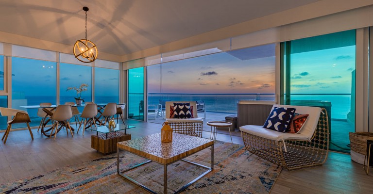 Ocean Front Turquiose Penthouse