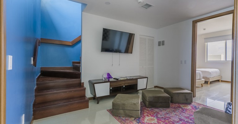 Blue Residences Penthouse 1-3 Indigo
