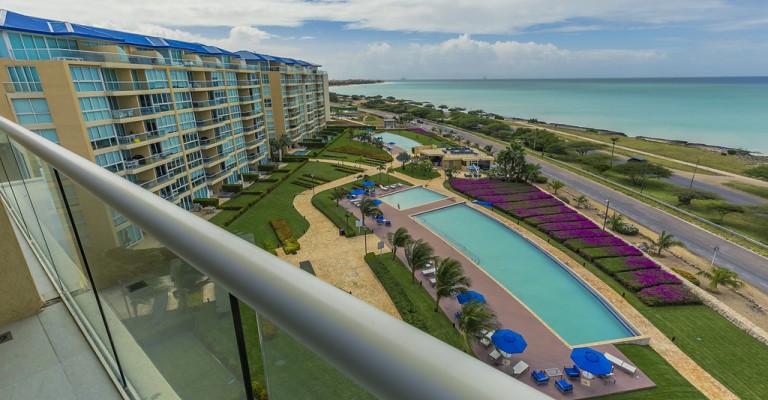 Blue Residences Penthouse 1-3 Indigo