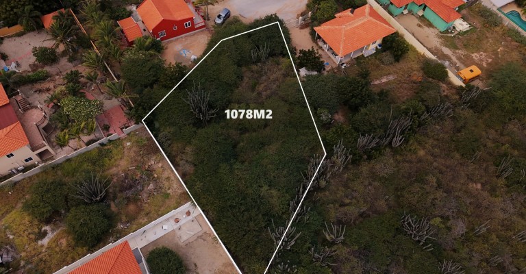 Sero Pita 1078 m2