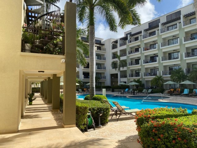 Palmaruba Condo 106