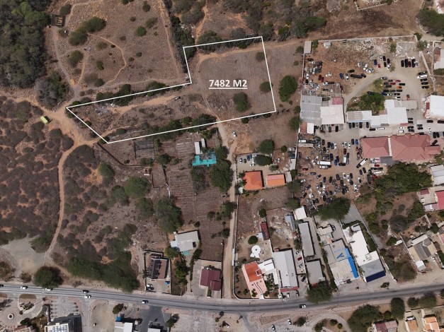 7482m2 Noord Property land