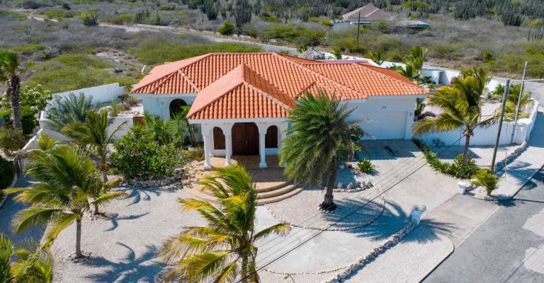 Sero Colorado 219, property in Aruba
