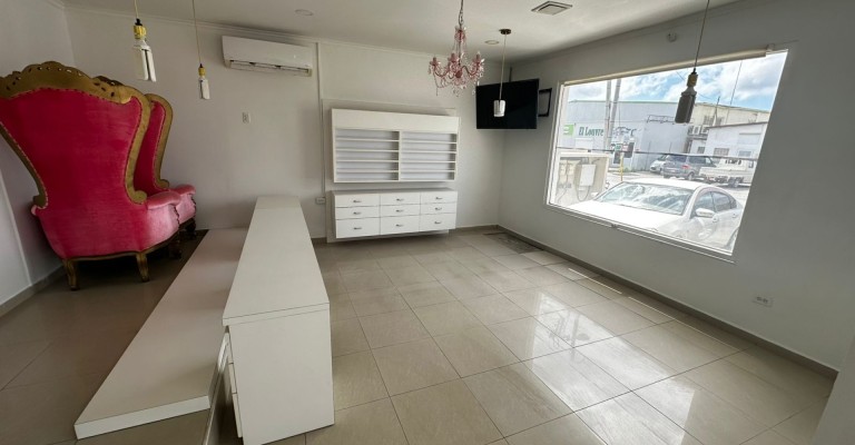 Prime Investment Property in Oranjestad
