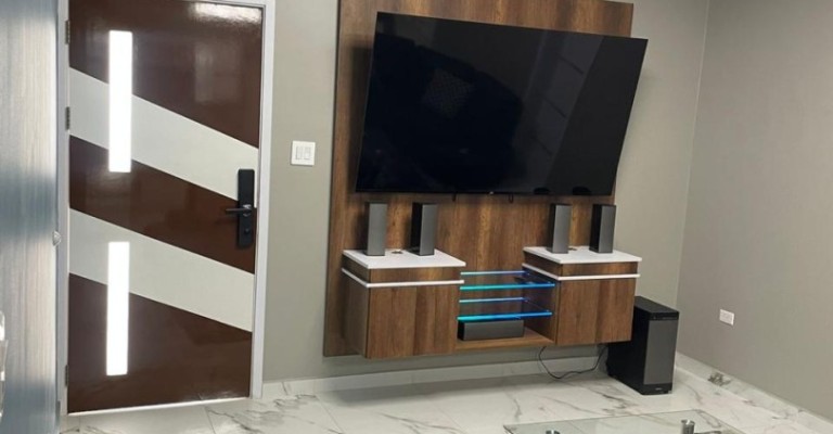 Luxury One Bedroom Long Term