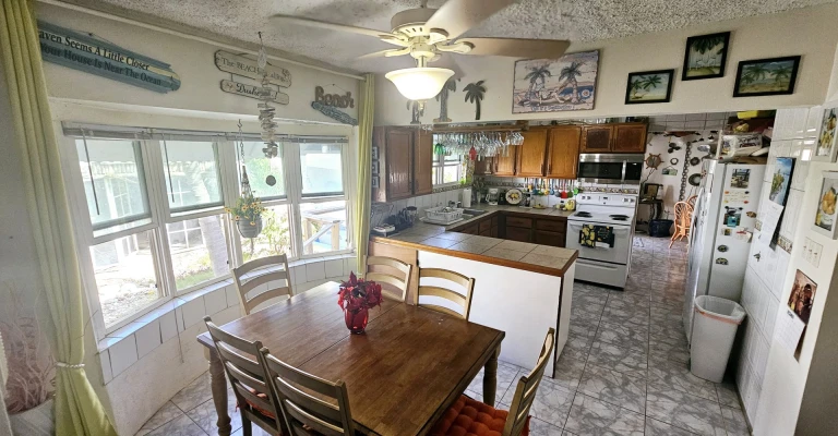 Palm Beach 330