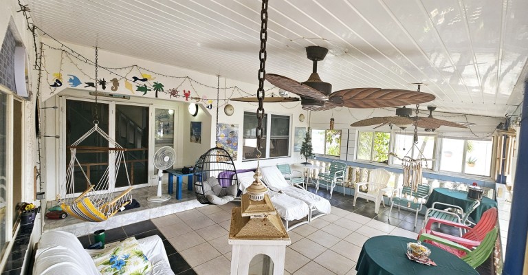 Palm Beach 330