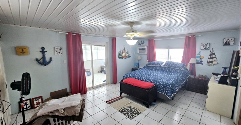 Palm Beach 330