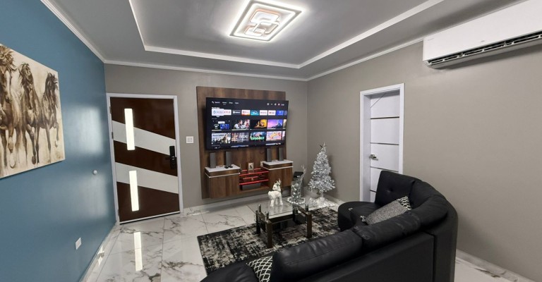 Luxury One Bedroom Long Term