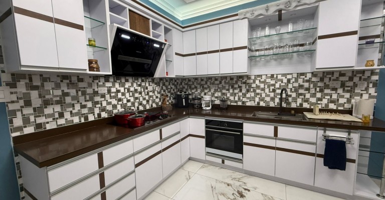 Luxury One Bedroom Long Term