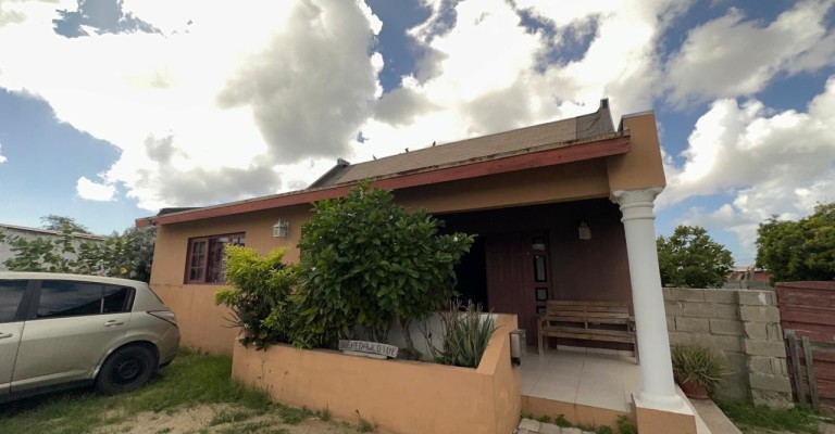 Family Home in Tarabana