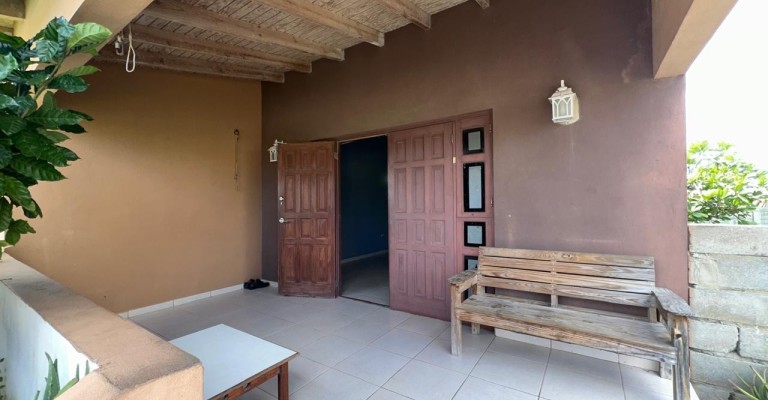Family Home in Tarabana
