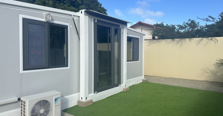 fully furnished 2 bedroom Tiny Home in Oranjestad