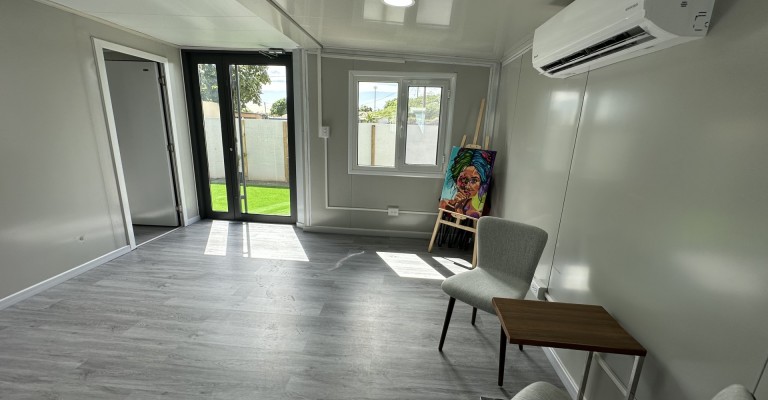 fully furnished 2 bedroom Tiny Home in Oranjestad