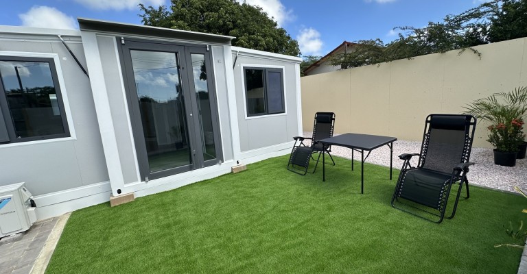 fully furnished 2 bedroom Tiny Home in Oranjestad
