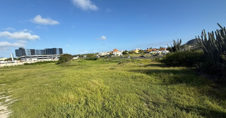 Prime Commercial Land 10,533 m²