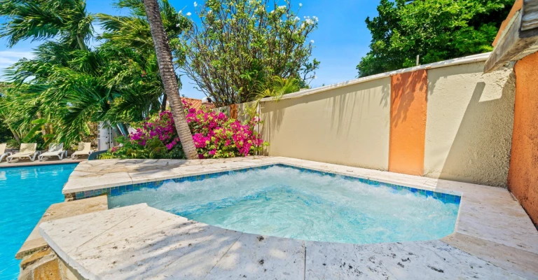 Villa Nirvana
