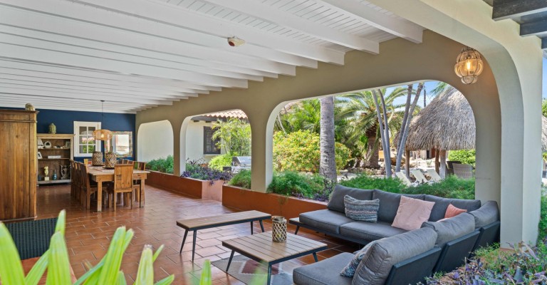 Villa Nirvana