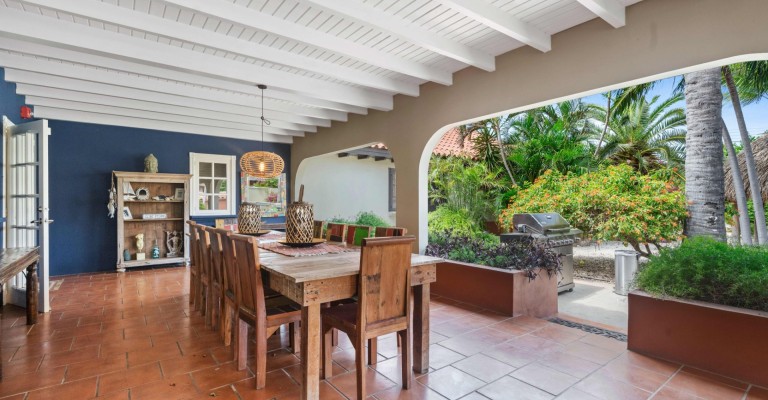 Villa Nirvana