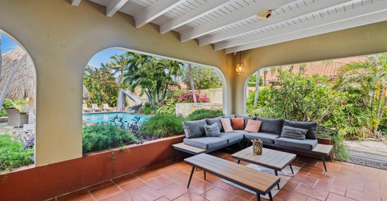 Villa Nirvana