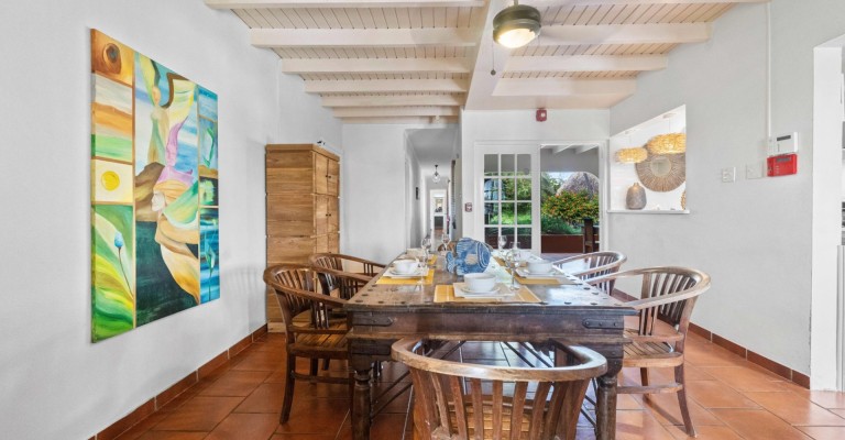Villa Nirvana