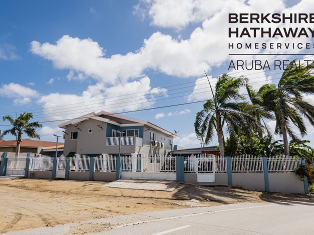 Spacious Two Story Home in Nuñe