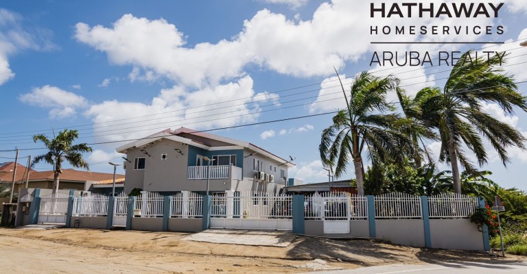 Spacious Two Story Home in Nuñe