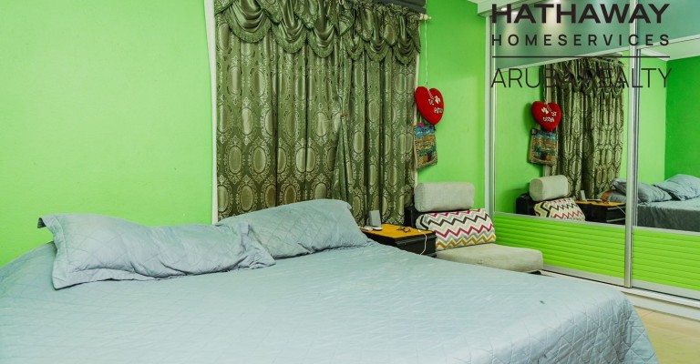 Spacious Two Story Home in Nuñe