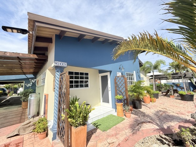 Caya Tumba 10-C