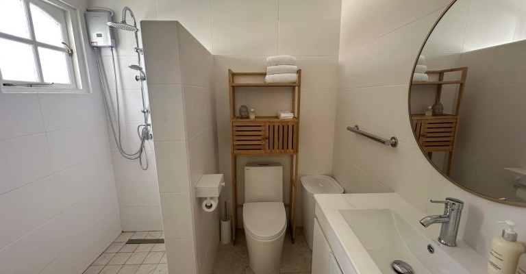 Luxurious Studio in Pos Chikito