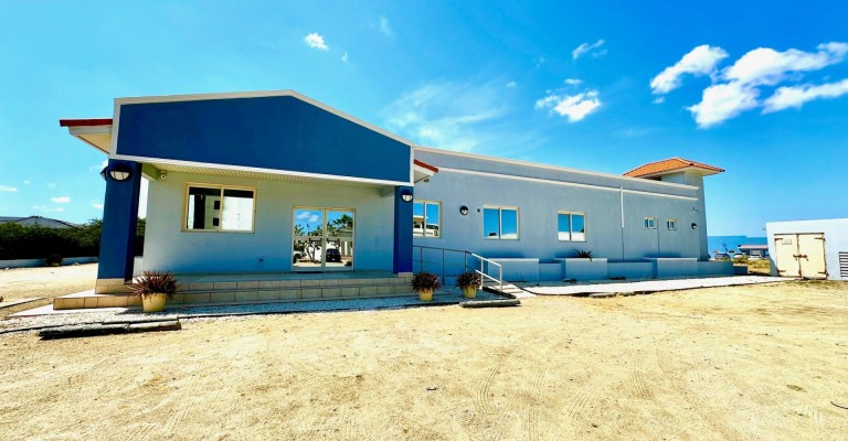 Commercial building For Rent in Hospital Area