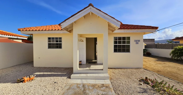 Safir 90, property in Aruba