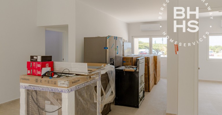 Brand-New Ocean View Villa in Savaneta