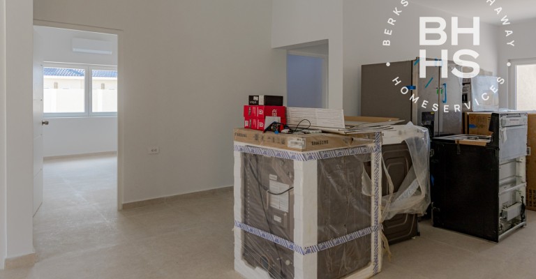 Brand-New Ocean View Villa in Savaneta