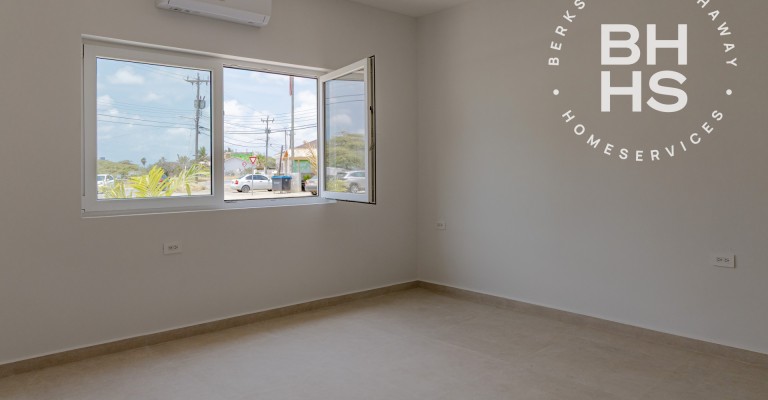 Brand-New Ocean View Villa in Savaneta