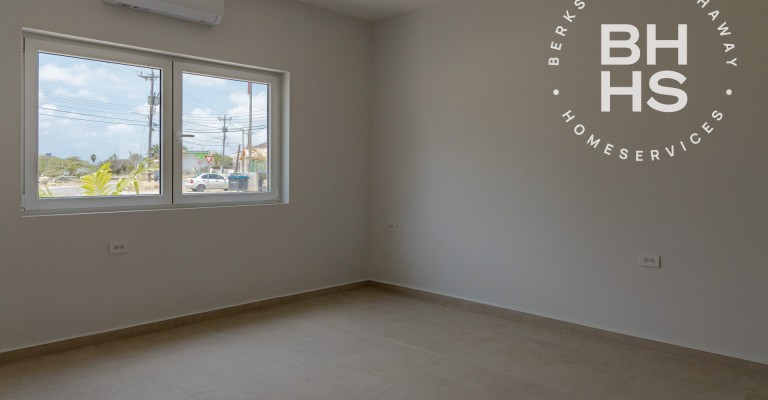 Brand-New Ocean View Villa in Savaneta