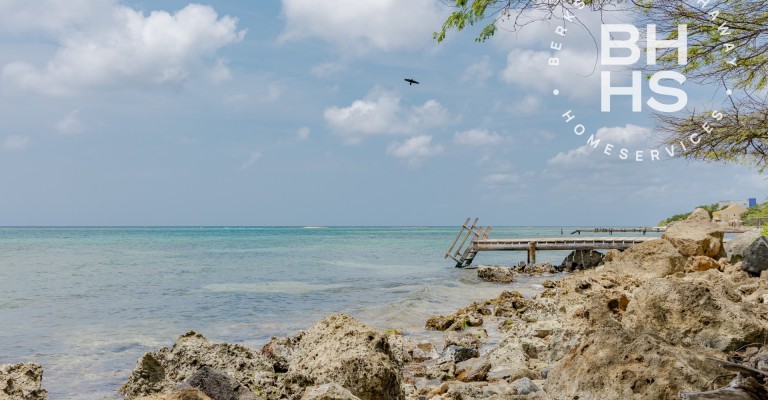 Brand-New Ocean View Villa in Savaneta