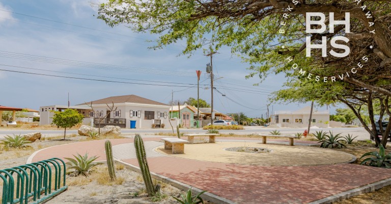Brand-New Ocean View Villa in Savaneta