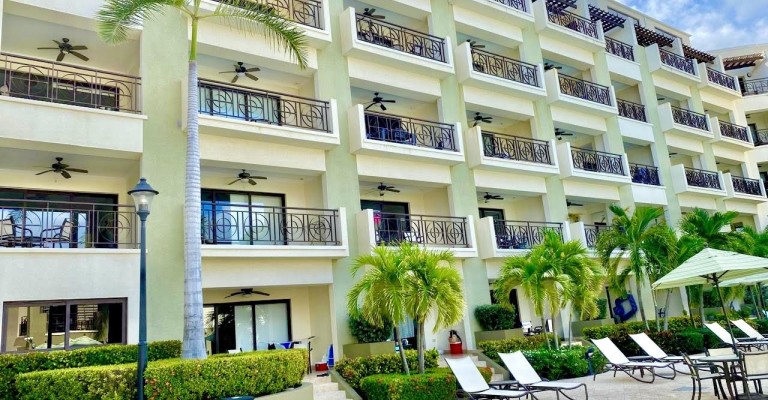 Palmaruba Condo 311