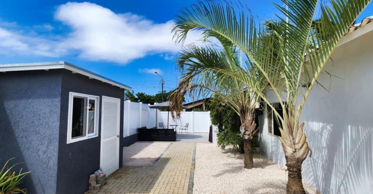 Beachside Apartment Complex In Bakval