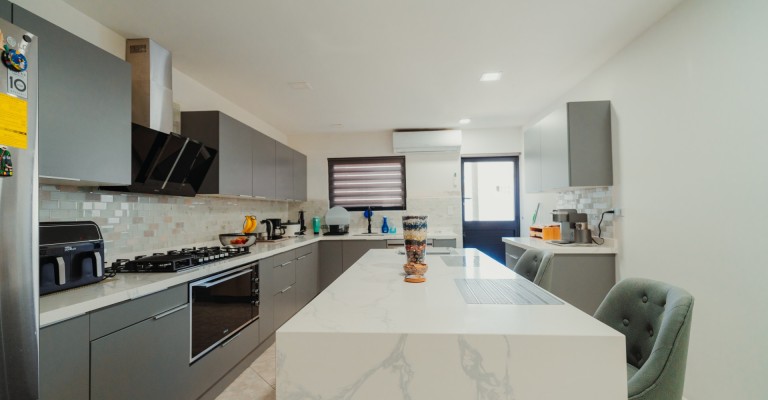 Newly Renovated Home in Washington