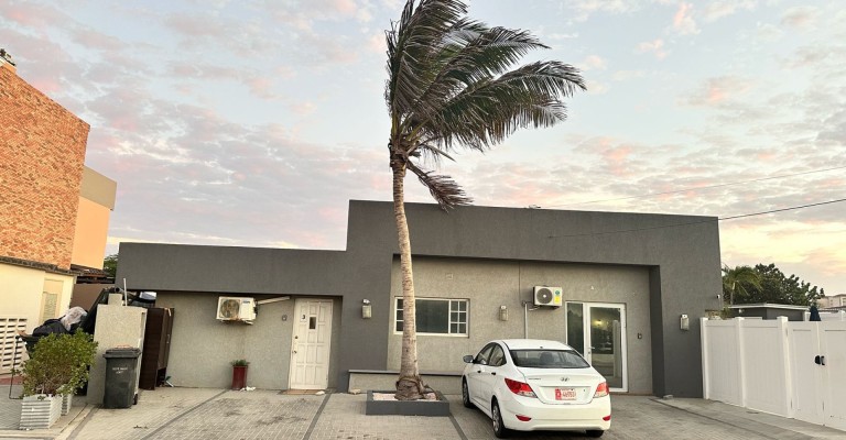 Beachside Apartment Complex In Bakval