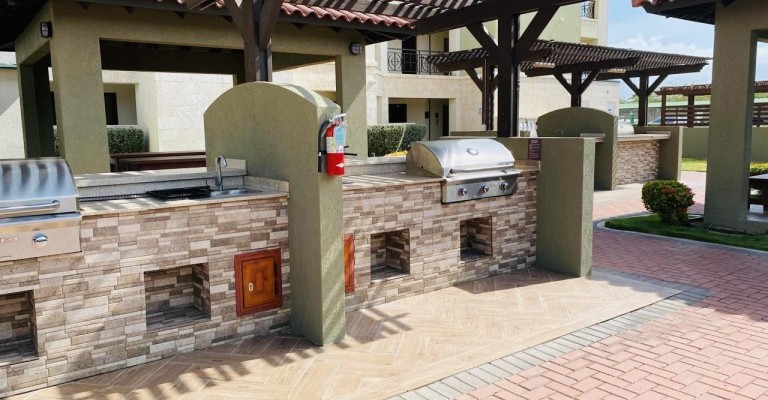 Palmaruba Condo Ground Floor