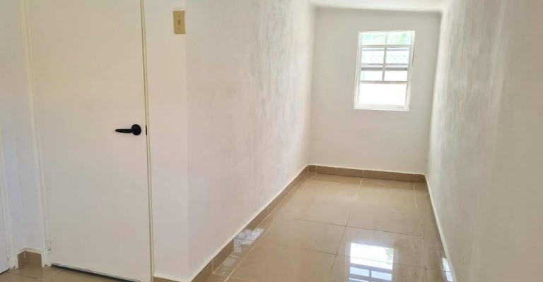 Spacious home with pool for rent