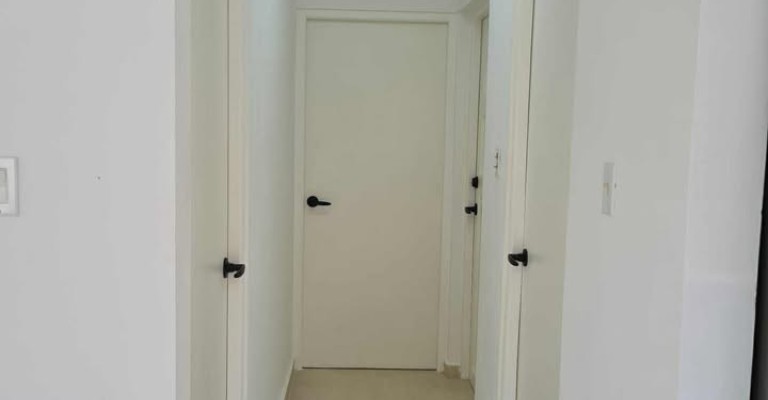 Spacious home with pool for rent